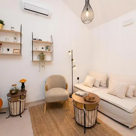 Vila Adriana *