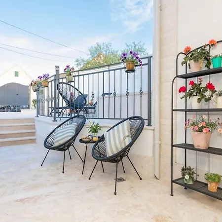 Vila Adriana Villa Nerezisca
